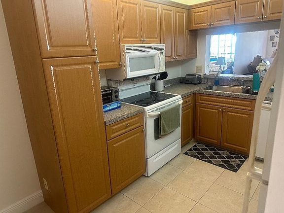 3rd image of 10560 E Clairmont Circle #307