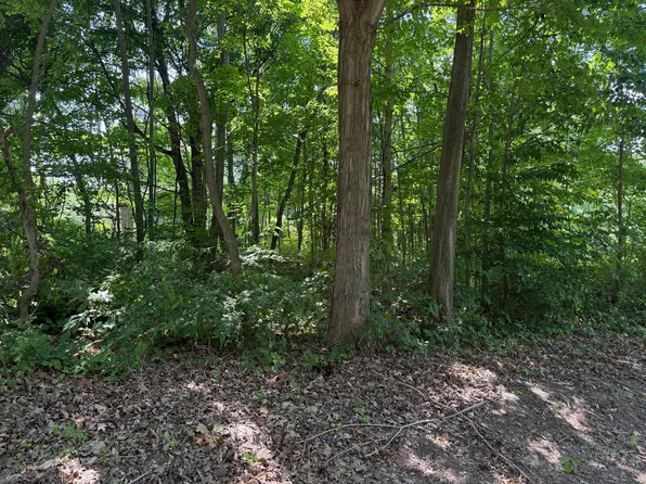 3190/3198 Prospect Ave, Coloma, MI 49038