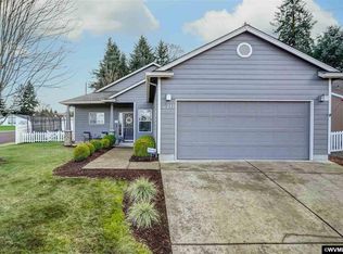 570 Summerview Dr, Stayton, OR 97383