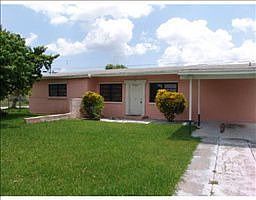 5th image of 10010 Martinique Dr