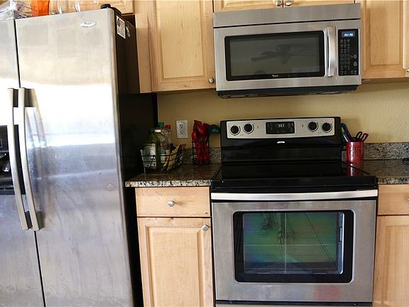 5th image of 3540 Beacon Square Dr