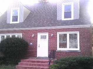 654 W Elm Park Ave, Elmhurst, IL
