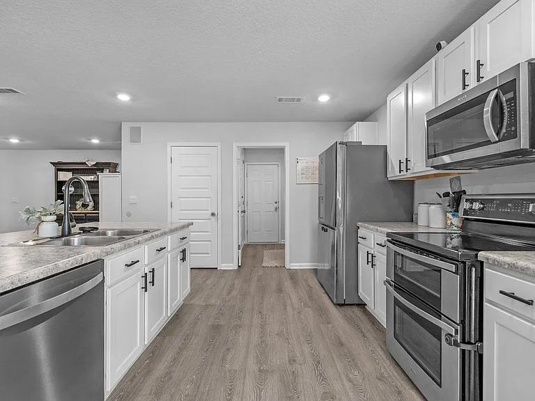 6537 Torrey Pines Trce — Photo 11