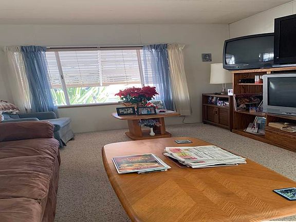 4th image of 4065 E University Dr #309