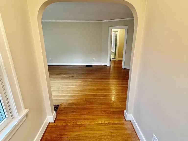 6976 NE Stanton St — Photo 10