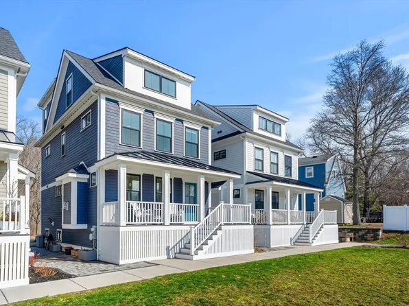 8 Colby Farm Ln #F, Newburyport, MA 01950