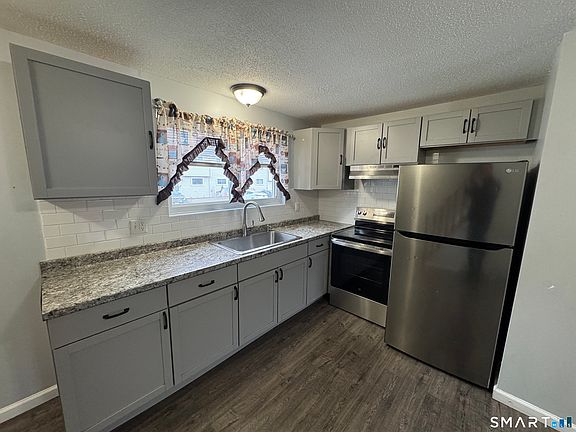 4th image of 1081 New Haven Rd APT 10G