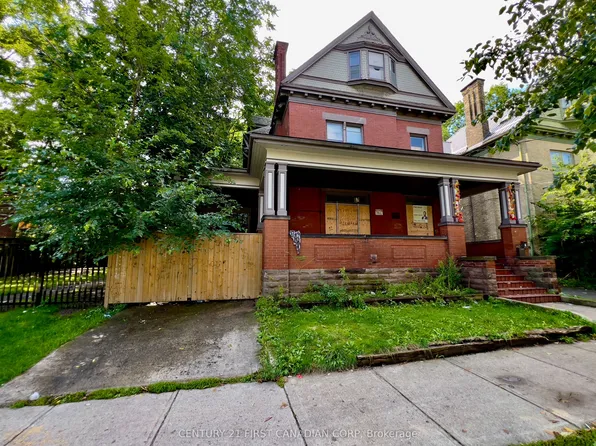575 Queens Ave, London, ON N6B 1Y9