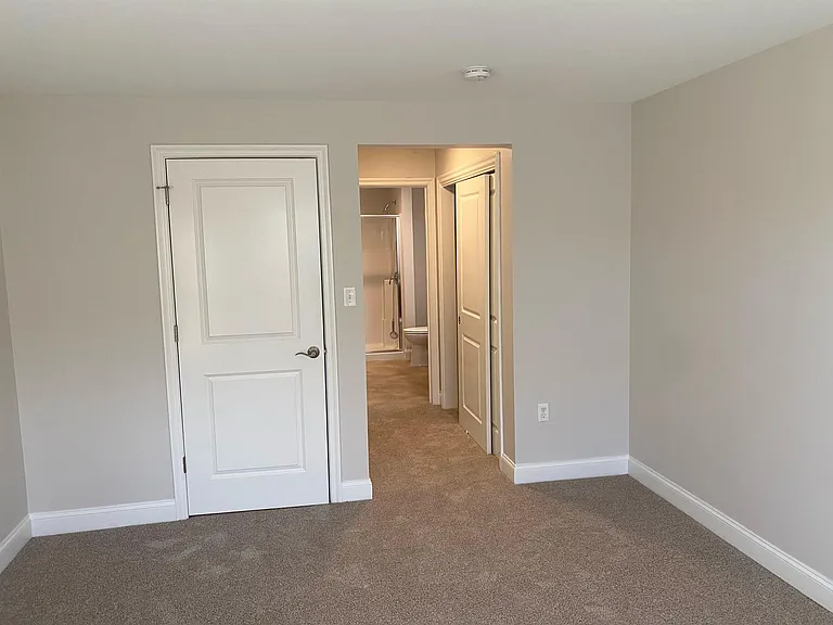 3 Furnival Rd #111 — Photo 10