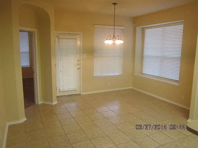 524 Foxford Run Dr — Photo 6