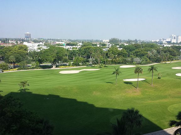 3rd image of 20335 N Country Club Dr #810