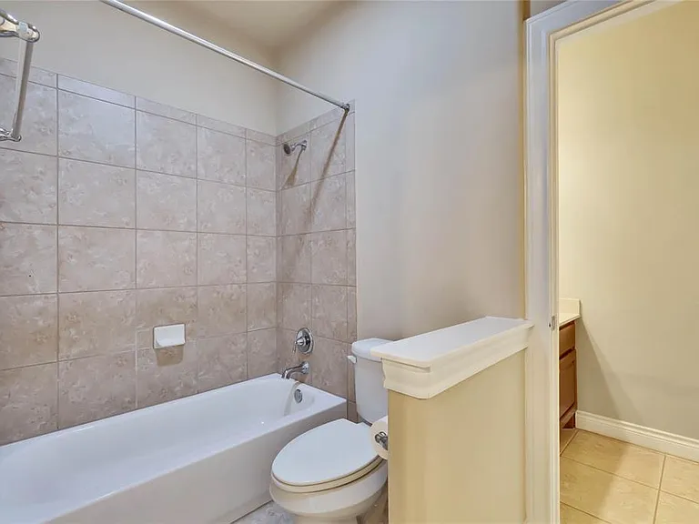 15012 Iveans Way — Photo 31