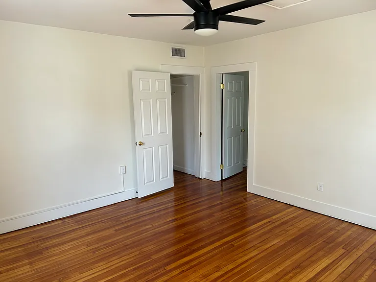 104 Meadow St #2S — Photo 12
