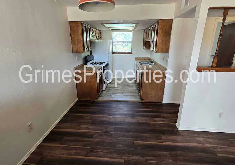 13109 Candelaria Rd NE #F — Photo 5