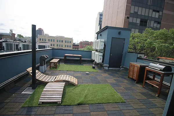 Rented by Delmark Realty LLC | media 14