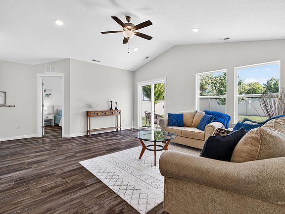 4th image of 12627 Dimarie Ct