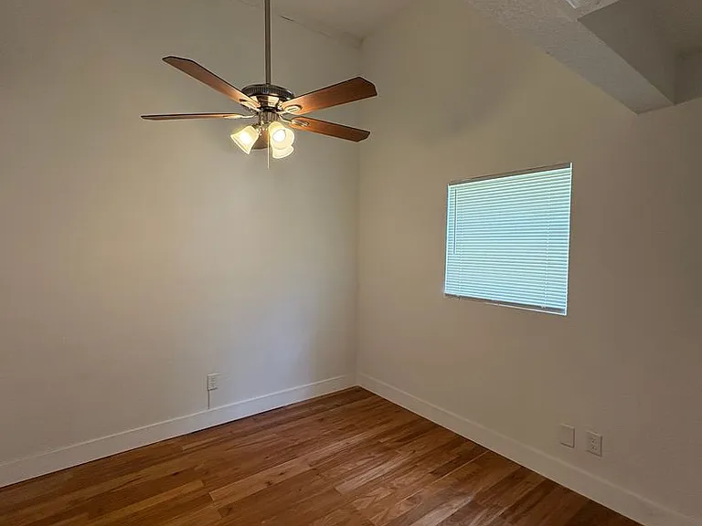 150 North Street — Photo 9