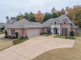 106 Oakmont Rd, Starkville, MS 39759