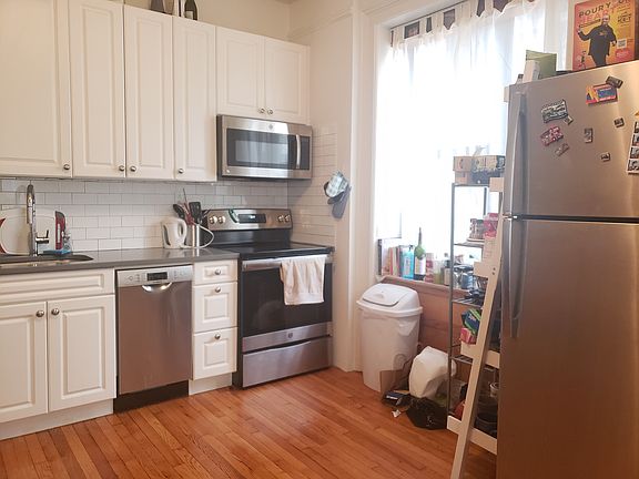 3rd image of 517 W 111th St #1N