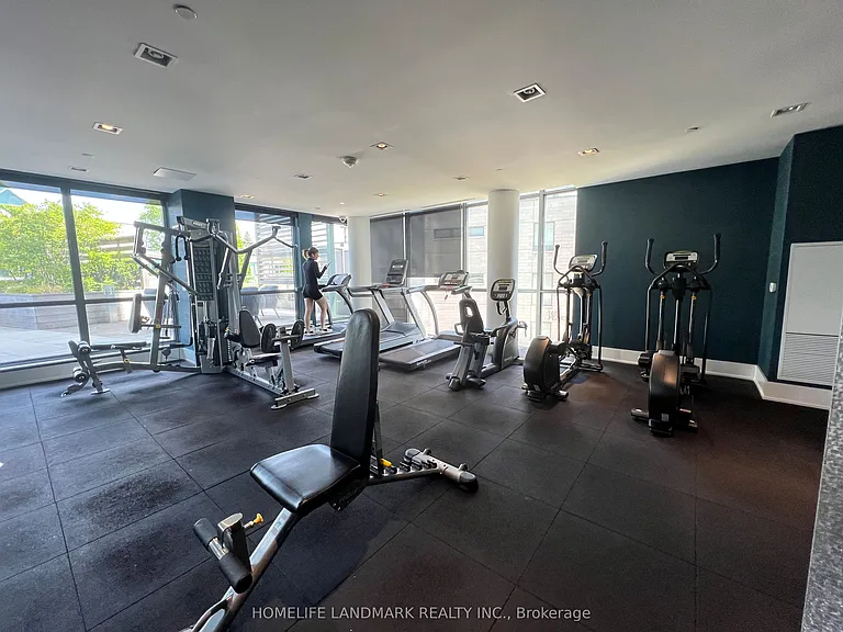 165 Pears Ave #Townhouse 7 — Photo 36