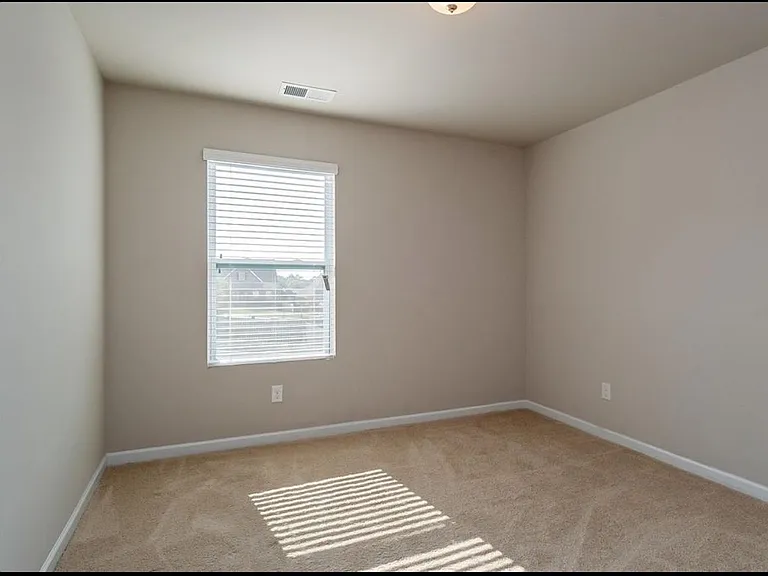 208 Autumn Terrace Ln — Photo 6