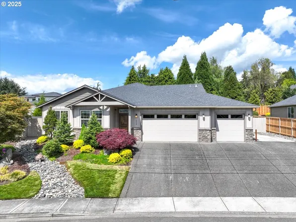 4414 NW 122nd St, Vancouver, WA 98685