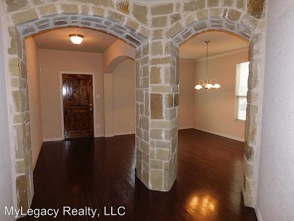 5th image of 11843 Jasmine Way