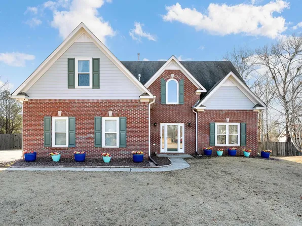 3306 Hidden Brook Cir, Trussville, AL 35173