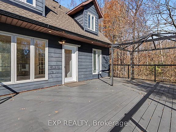 5th image of 1400 Derry Side Rd