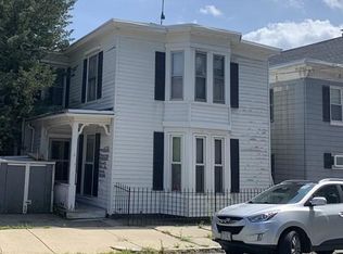 3 Charles St, Methuen, MA 01844