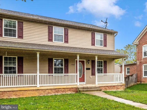 13742 Village Mill Dr, Maugansville, MD 21767