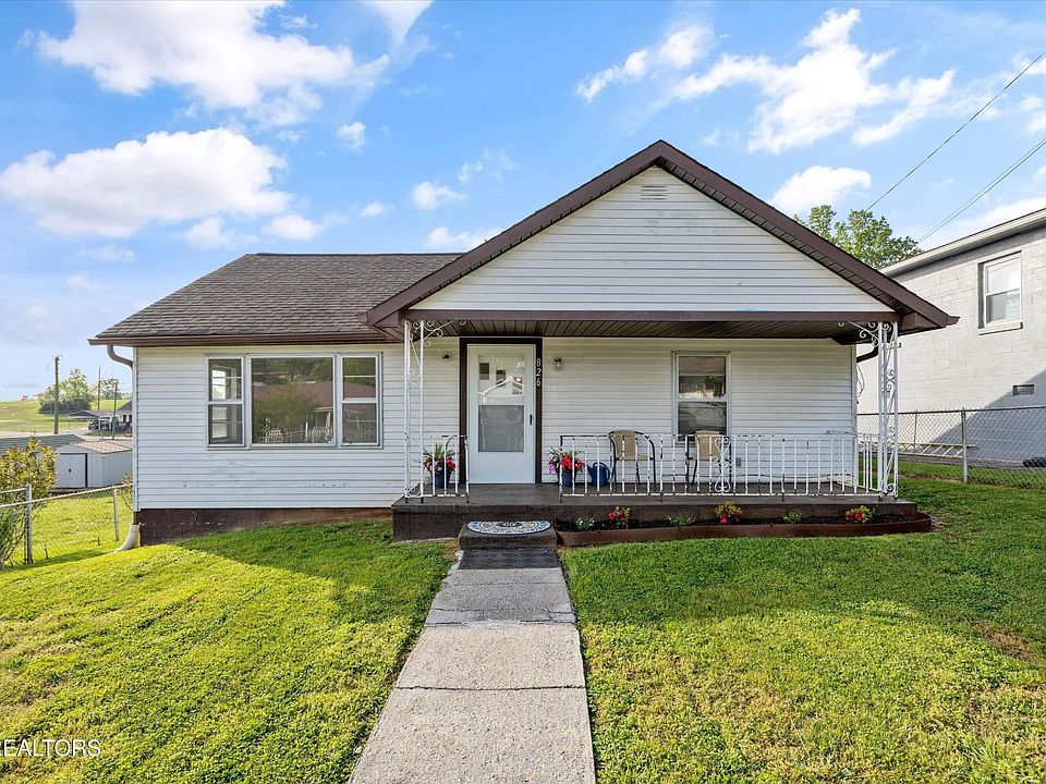 1st image of 826 Sidebrook Ave