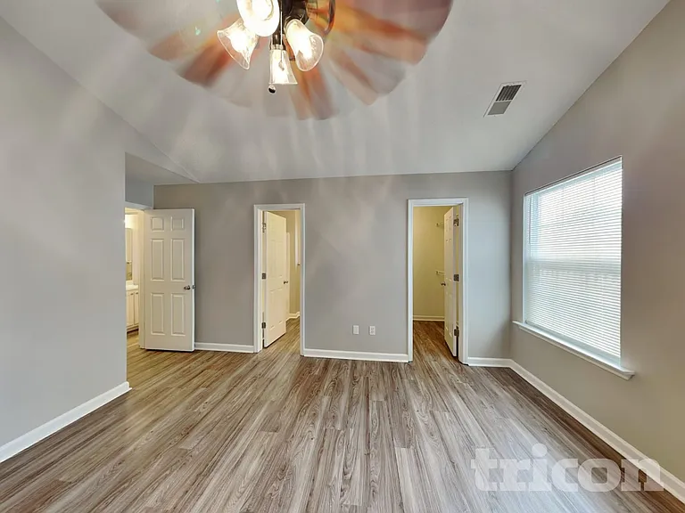 524 Chisolm Way — Photo 7