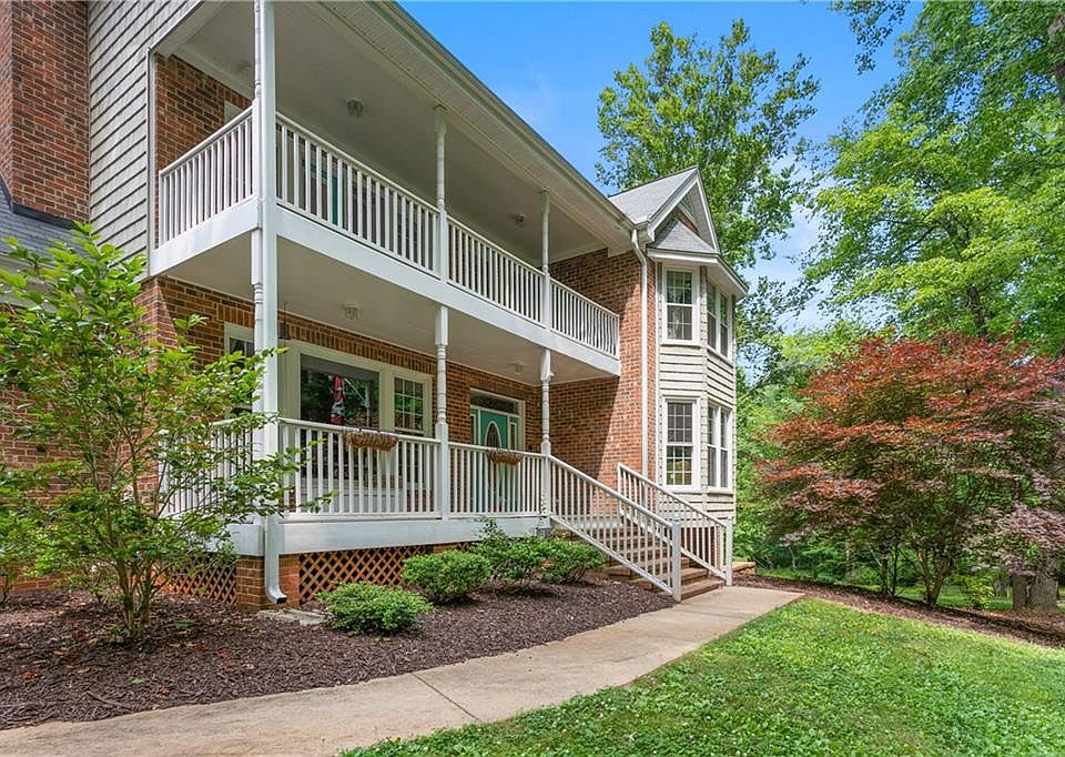 1st image of 3401 Bentridge Dr