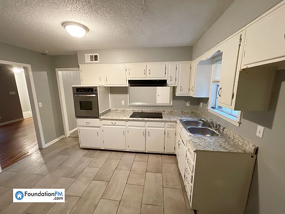 2nd image of 1624 Dolan Dr