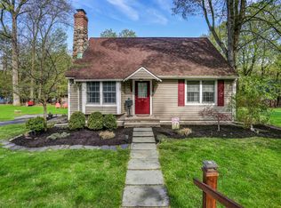 27 Hilltop Trl, Sparta, NJ 07871
