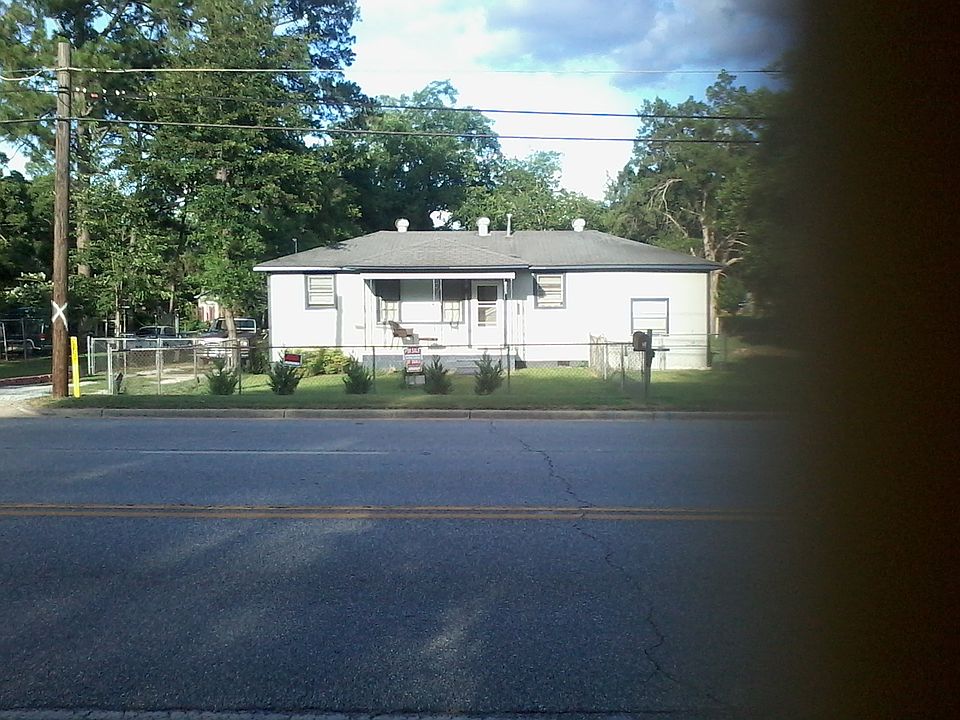 MAIN HOUSE