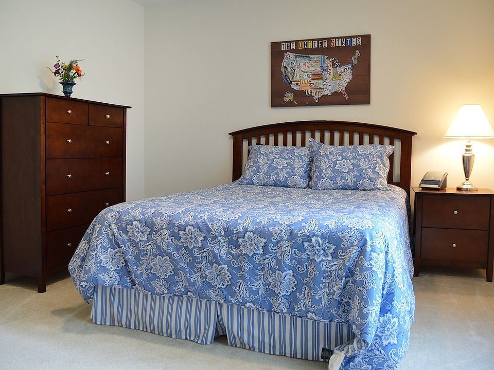 Oversized bedrooms