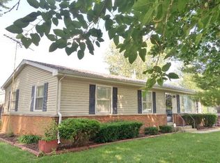 646 Olympia Rd, Valparaiso, IN 46385