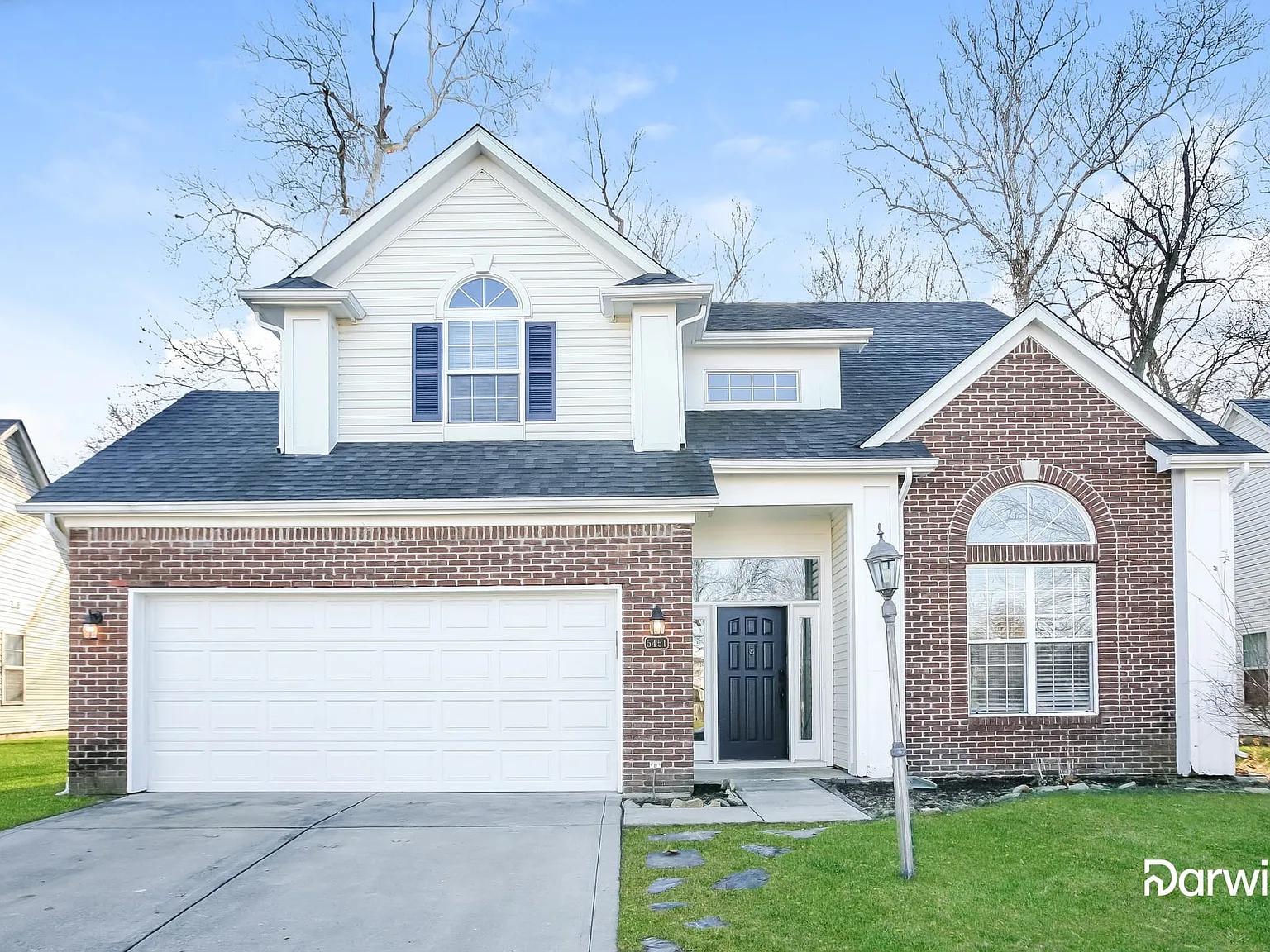 4 bed, 2.5 bath, 2130 sqft, $2,350 — Photo 1