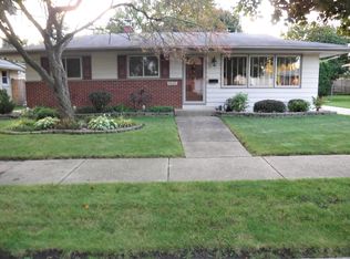 8050 17th Ave, Kenosha, WI 53143