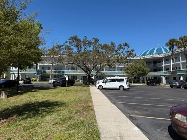 2380 World Parkway Blvd APT 42, Clearwater, FL 33763