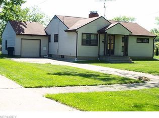 1148 Sarkies Dr NE, Warren, OH