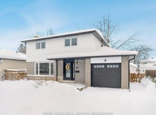 43 Jeffrey St, Barrie, ON L4M 4L4
