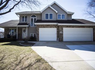 7321 Countrywood Ln, Madison, WI 53719