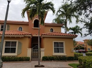 4976 Leeward Ln, Fort Lauderdale, FL 33312