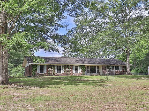 2nd image of 47 Pioneer Dr