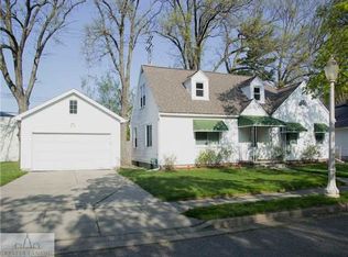 719 Cawood St, Lansing, MI 48915