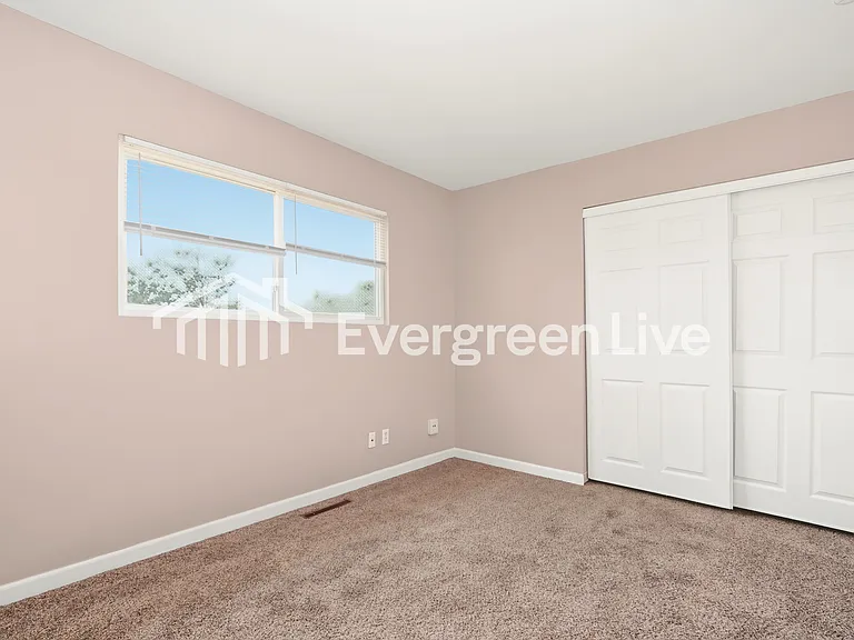 3685 Shoreline Dr — Photo 7