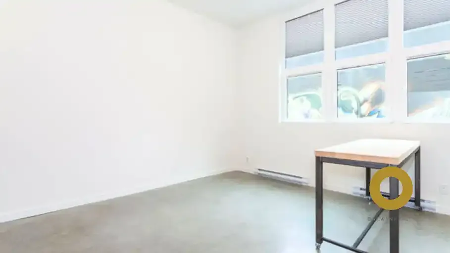 2 bed, 2.0 bath, 900 sqft, $2,900 — Photo 4